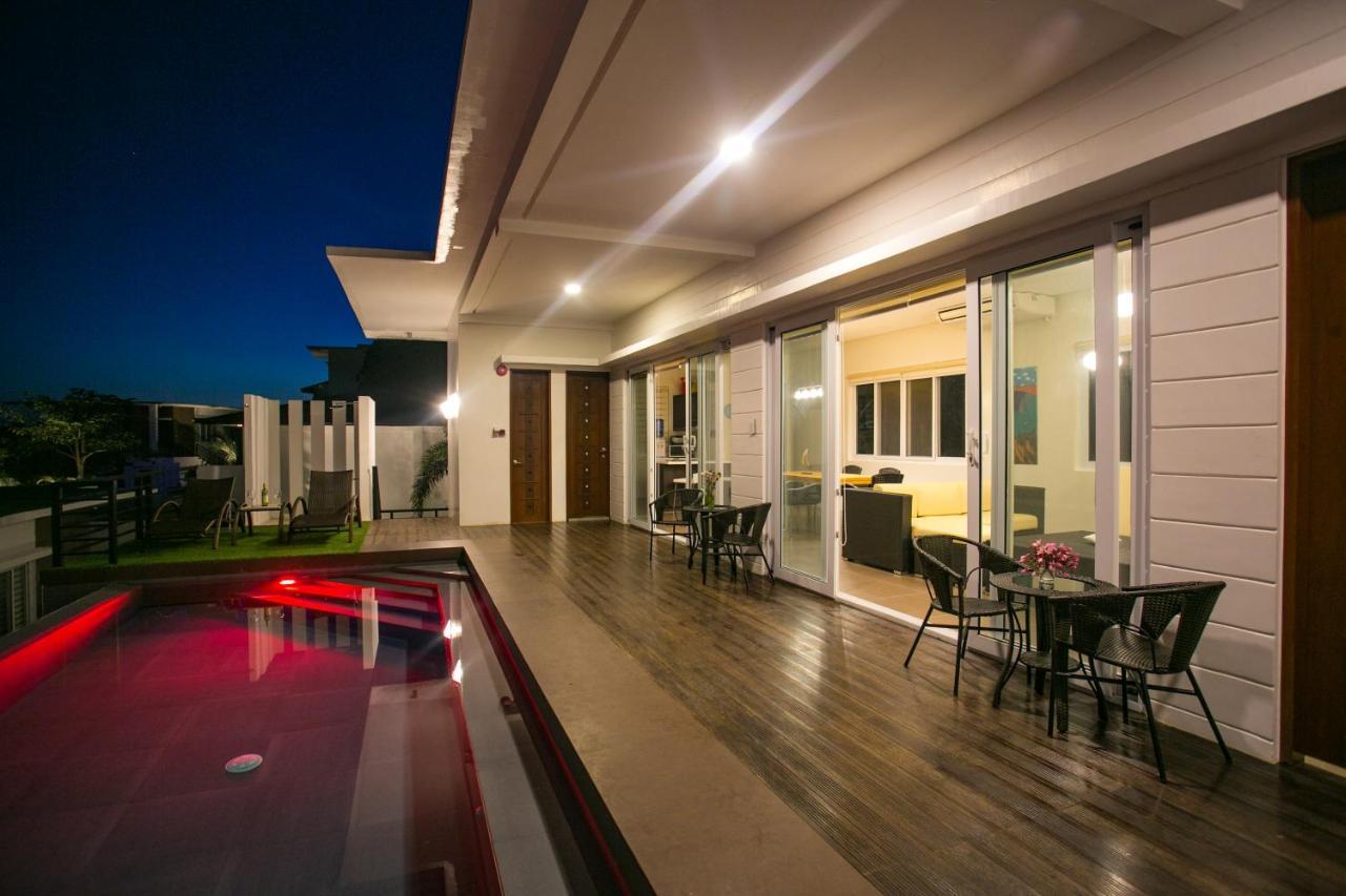 One Hagdan Villas Yapak Exterior foto