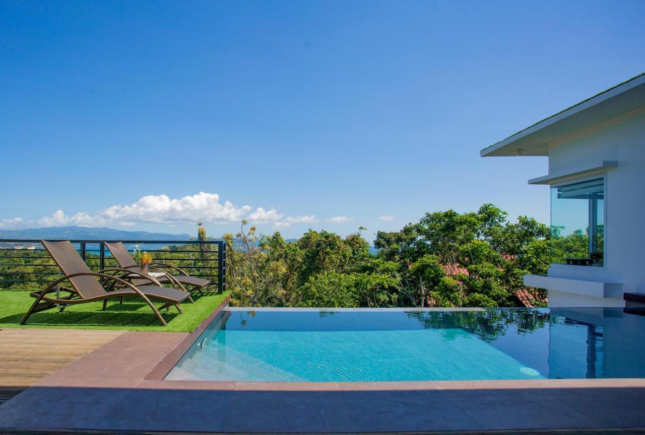 One Hagdan Villas Yapak Exterior foto