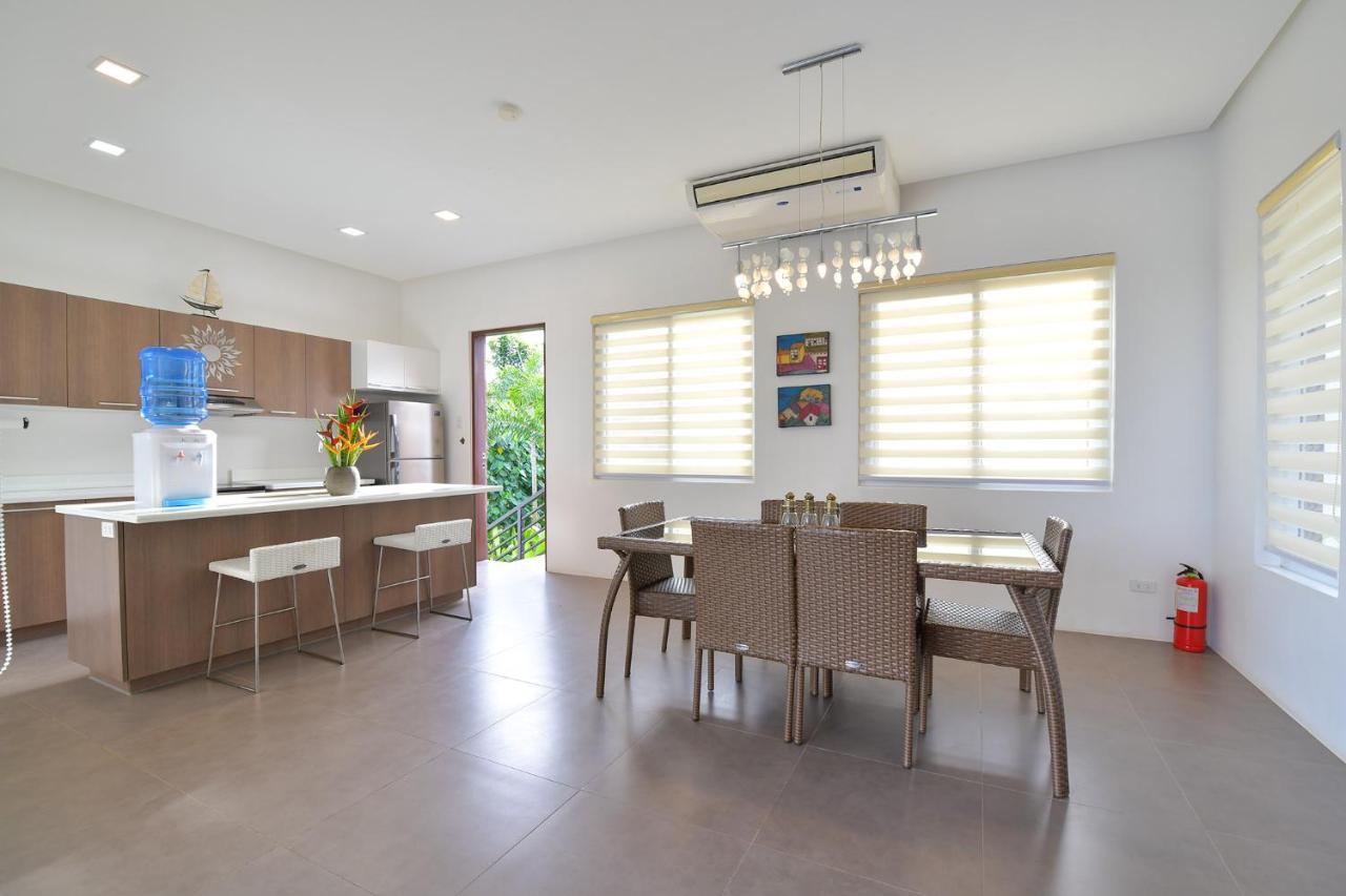 One Hagdan Villas Yapak Exterior foto